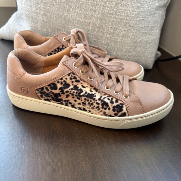 Born Tennis Shoes - Picture 11 of 13